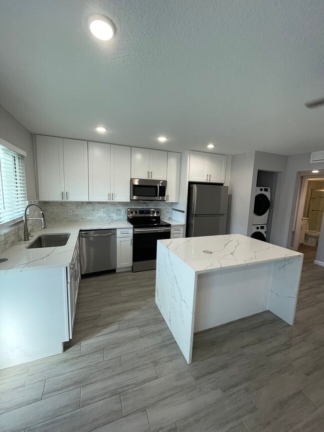 Photo - 1600 8th St Unit 203