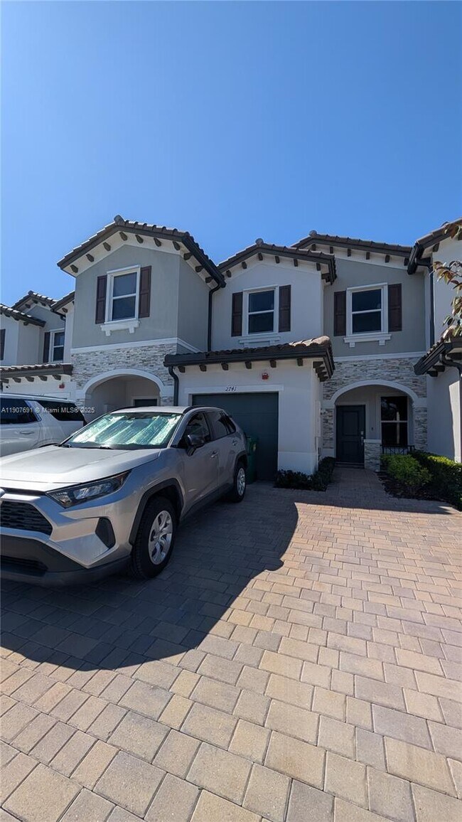 Photo - 2741 NW 55th Way