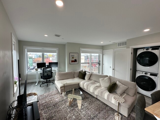 Photo - 206 Old Colony Ave Unit 301