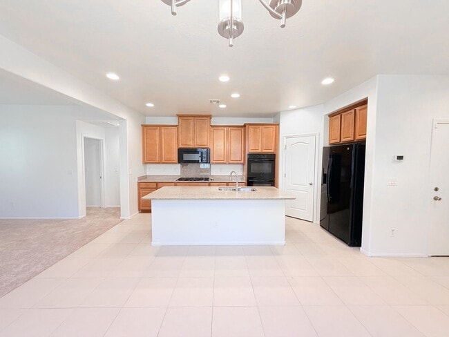 Photo - 7110 Purple Iris Ave
