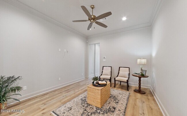 Photo - 304 Sandstone Ave