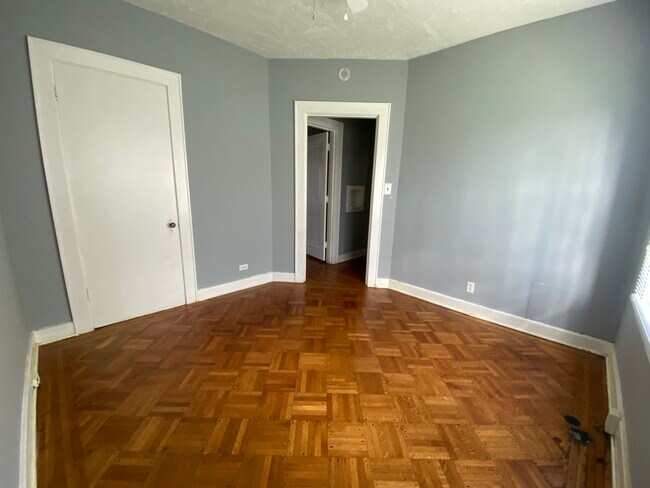 305 W Whitney Ave Unit 204