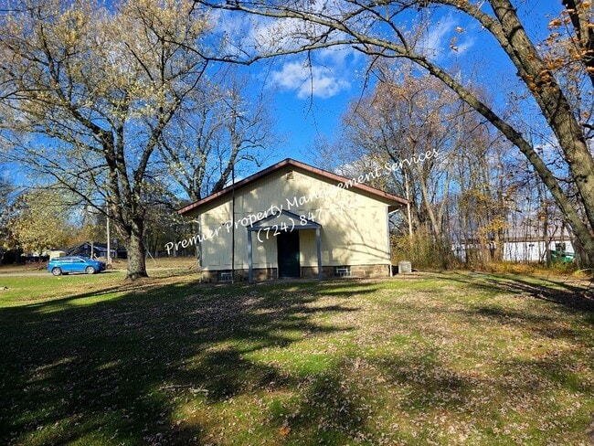 Photo - 2454 Darlington Rd