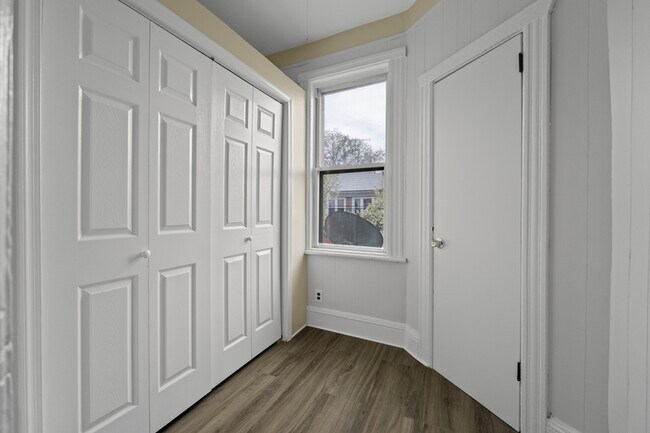 Photo - 292 Claremont Ave