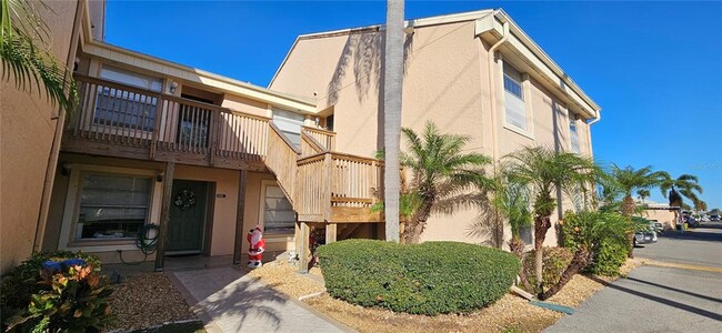 Building Photo - 6326 7th Ave W Unit 6326