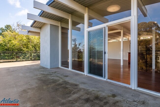 Photo - Stunning & Spacious Home | Panoramic Views