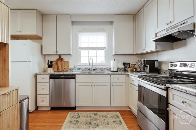 Photo - 1905 S Milledge Ave Unidad 22