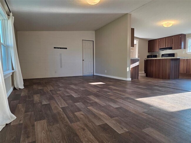 Photo - 1065 E Old Hallettsville Rd