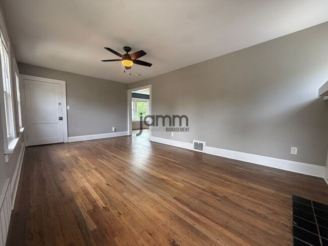 Photo - 1308 Warren Rd Unit 1308 Warren Rd Upper