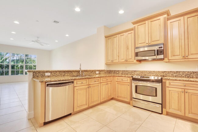Photo - 4505 Artesa Way S