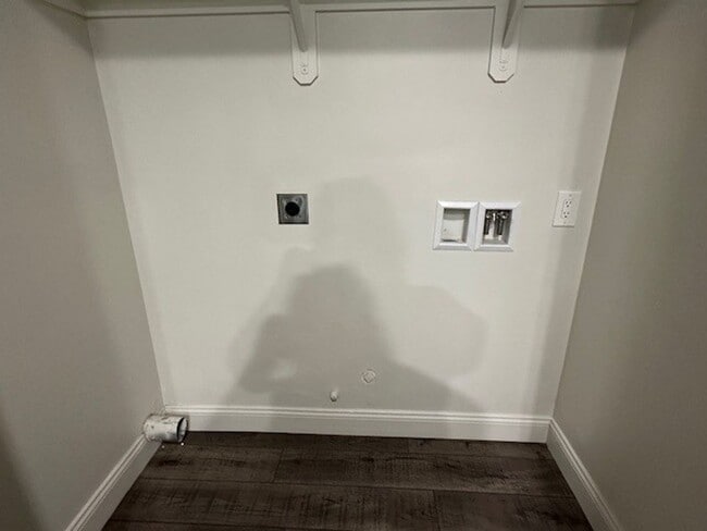 Photo - 11940 Rosedale Hwy Unit 11940 B