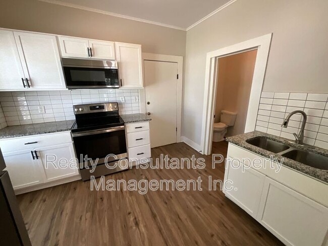 Photo - 508 Denny St