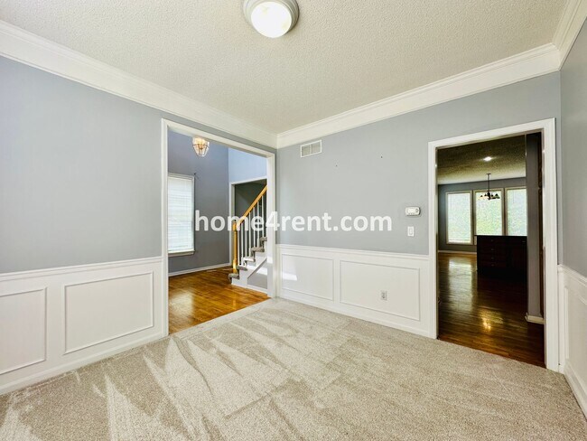 Photo - Spacious, 2 Story Home in Blue Valley Schools w/ Updated Kitchen, Fenced Yard, and a Finished Bas...