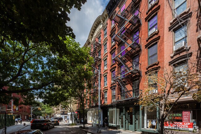 Photo - 89-91 Christopher Street, 329-341 Bleecker Street