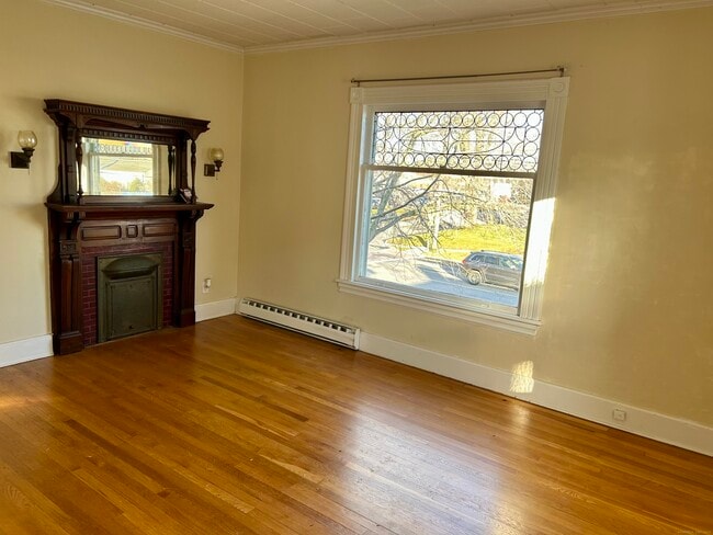 Photo - 2247 Main St Unit 2 So.