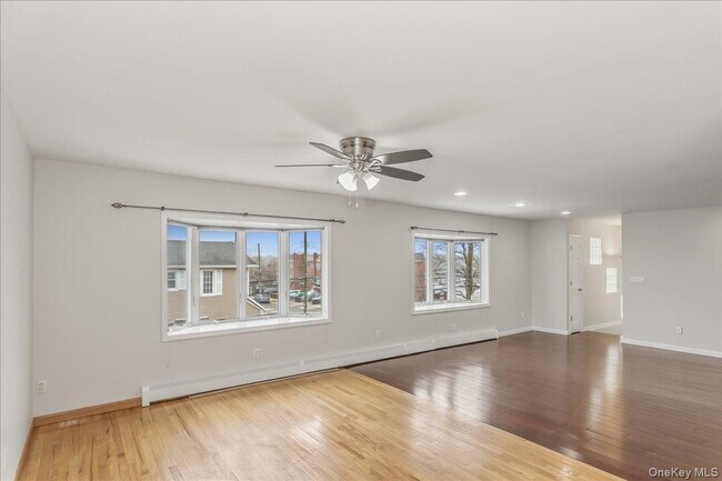 Photo - 149-47 Centreville St