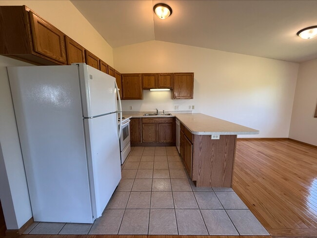 Photo - 4338 132nd St