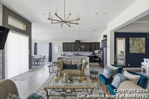 Photo - 2551 Verona Wy