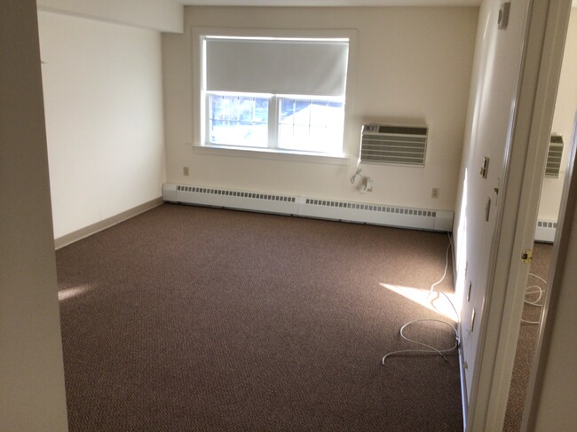 Photo - Carmen Romano Apartments