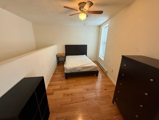 Photo - 25 Court St Unit 2