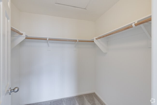 1BR, 1BA - 724SF