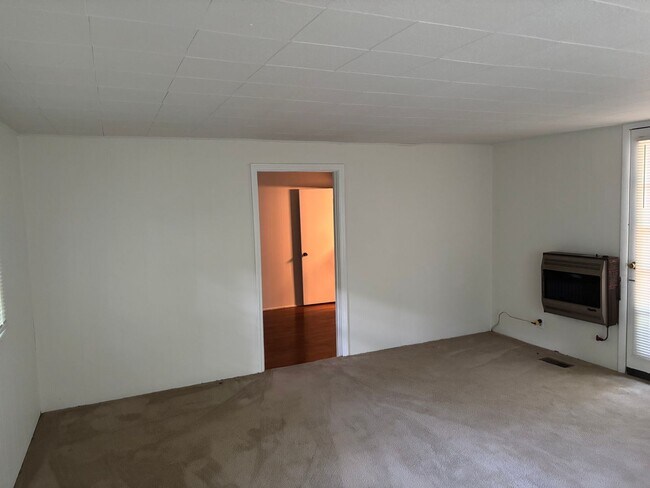 Photo - 3 Bedroom house newly renovated