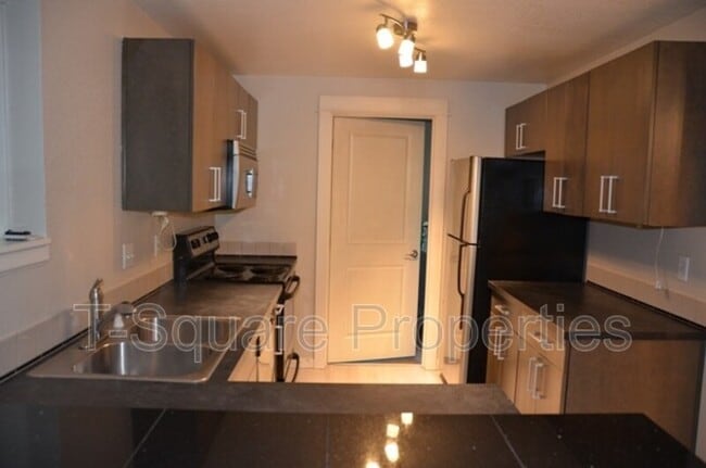 Photo - 726 Kirkland Cir