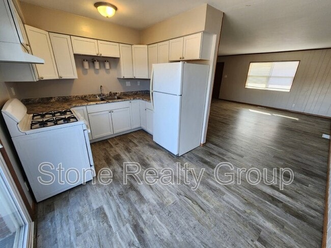 Photo - 676 Delaware Ave Unit 24
