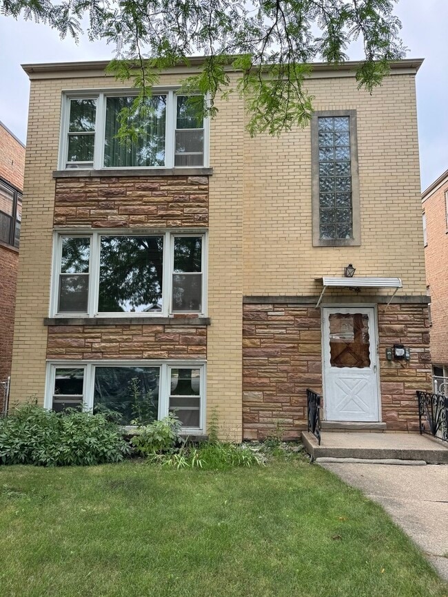 Building Photo - 5452 N Central Ave Unit 1 Rental