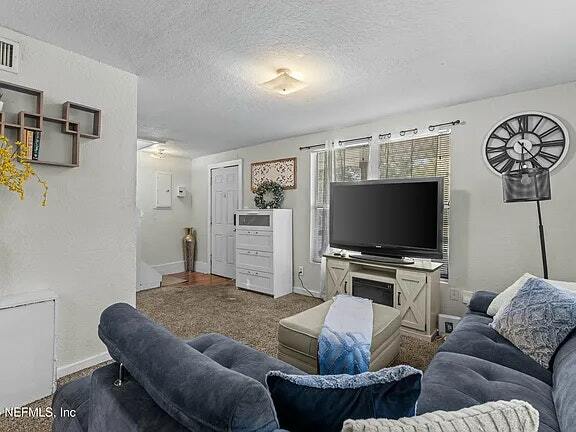 Photo - 810 Calvert St