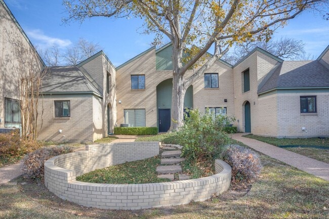 Photo - TCU / Medical District Townhome