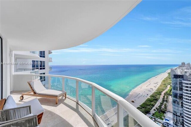 Building Photo - 6365 Collins Ave Unit 6365 Collins Ave appt 3906