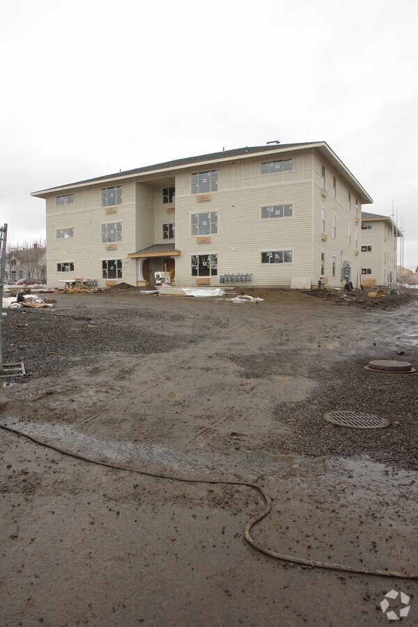 Photo - Walnut Corners