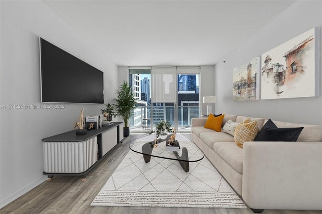 Building Photo - 55 SE 6th St Unit 1208 Rental
