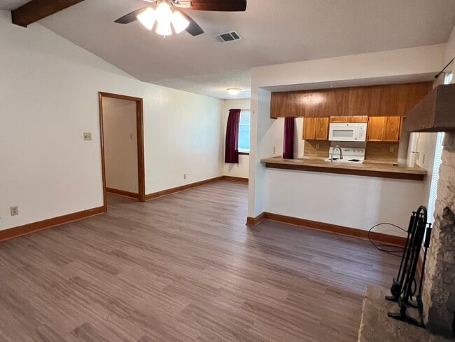 Photo - 103 S Kaupo Dr