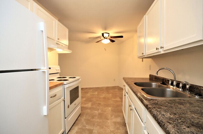 Photo - Virginian Apartment