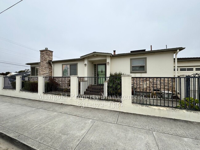 **$500 Move In Special*** Beautiful Home L... - **$500 Move In Special*** Beautiful Home L...