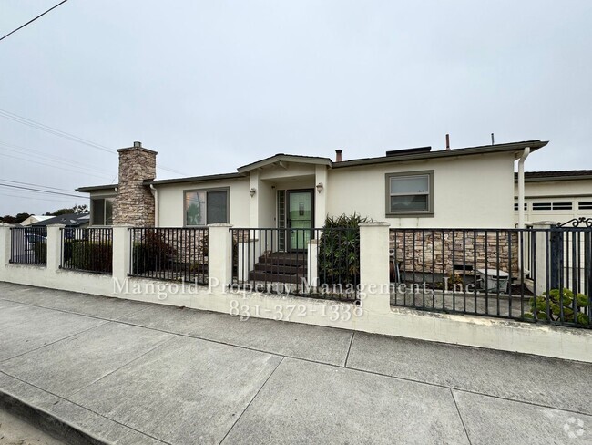 Building Photo - **$500 Move In Special*** Beautiful Home L...