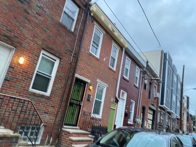 Photo - 535 Titan St