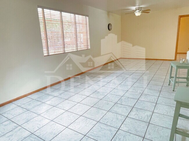 Photo - 1526 E Cedar St