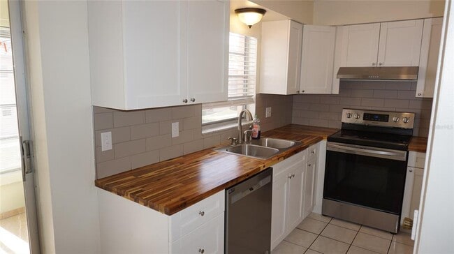 Photo - 7011 Place De La Paix Unit 2B