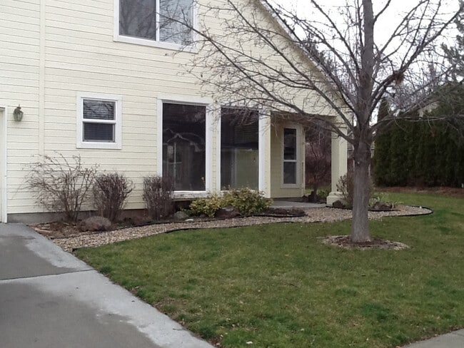Photo - Beautiful home in Eagle, 3Bd/2Bth/2Car, 1932Sqft, Bonus Rm