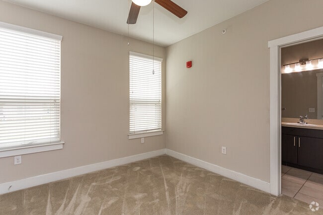 4BR, 2BA - 1259SF Bedroom