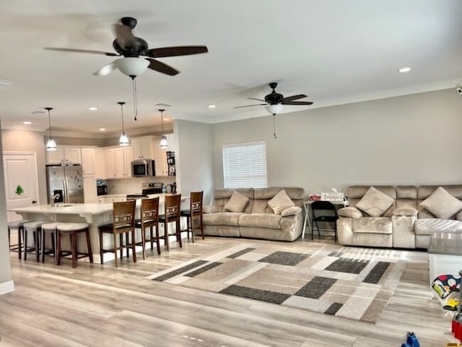Photo - 60 5th St