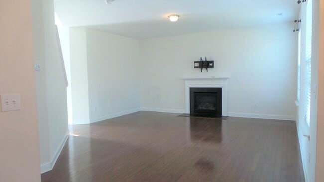 Photo - ~~~ Beautiful Home in Mebane ~~~