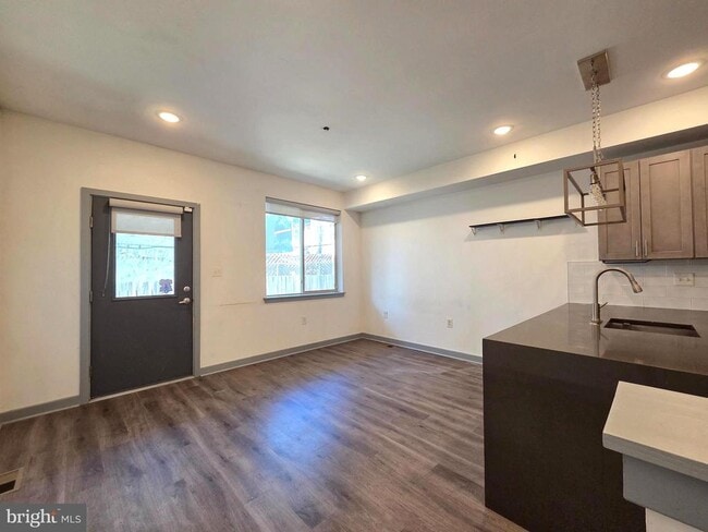 Building Photo - 417 W Berks St Unit 1