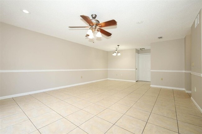 Photo - 204 Dorchester Square Unit 204