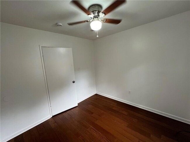 Photo - 7702 Belcrest Pl