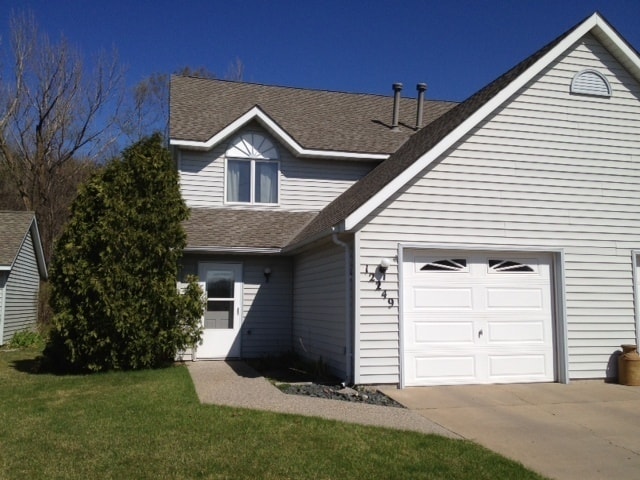 Nice End Unit town home in a small neighbo... - Nice End Unit town home in a small neighbo...