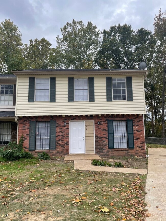 Building Photo - Remodeled 3 bedroom 2 bath Unit 3881_JASMINE